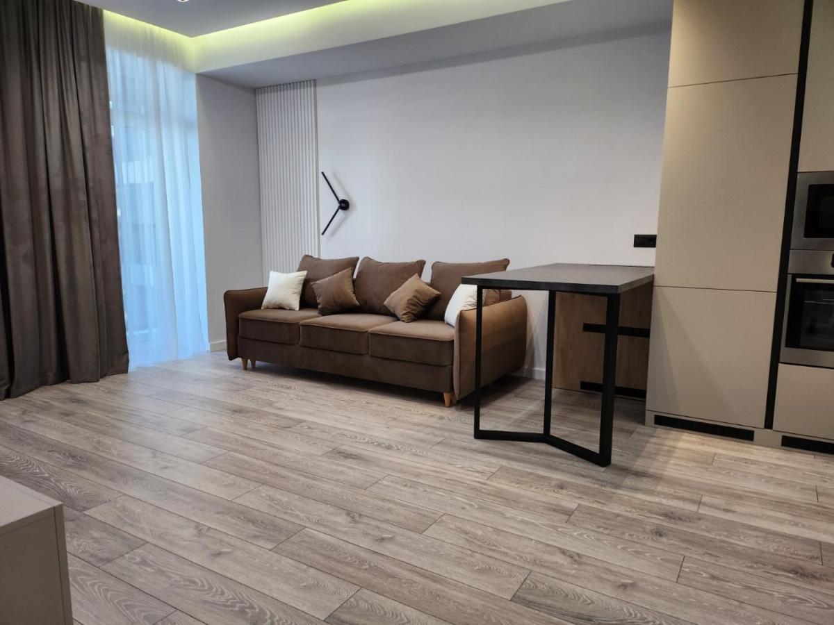 Oasis-Rent Apartment Chisinau Luaran gambar
