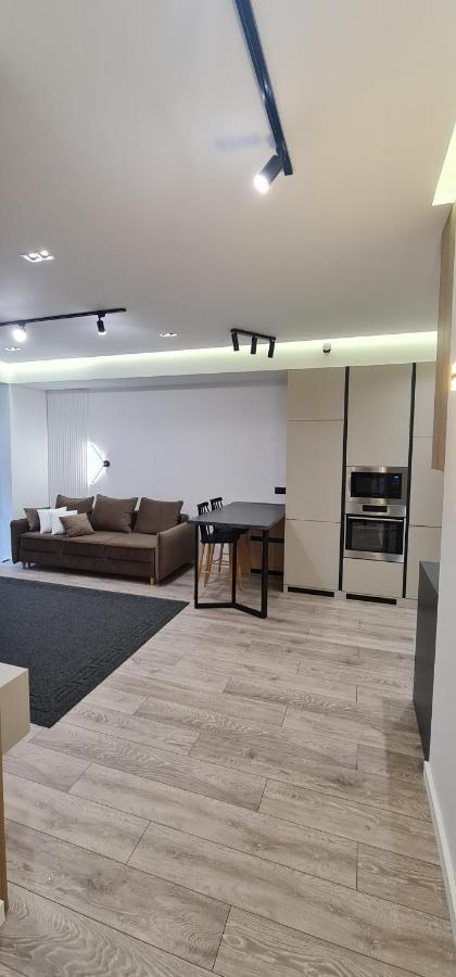 Oasis-Rent Apartment Chisinau Luaran gambar