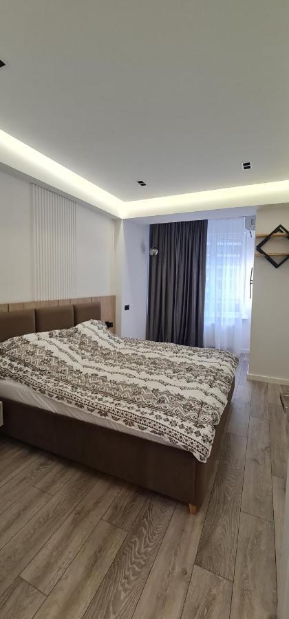 Oasis-Rent Apartment Chisinau Luaran gambar