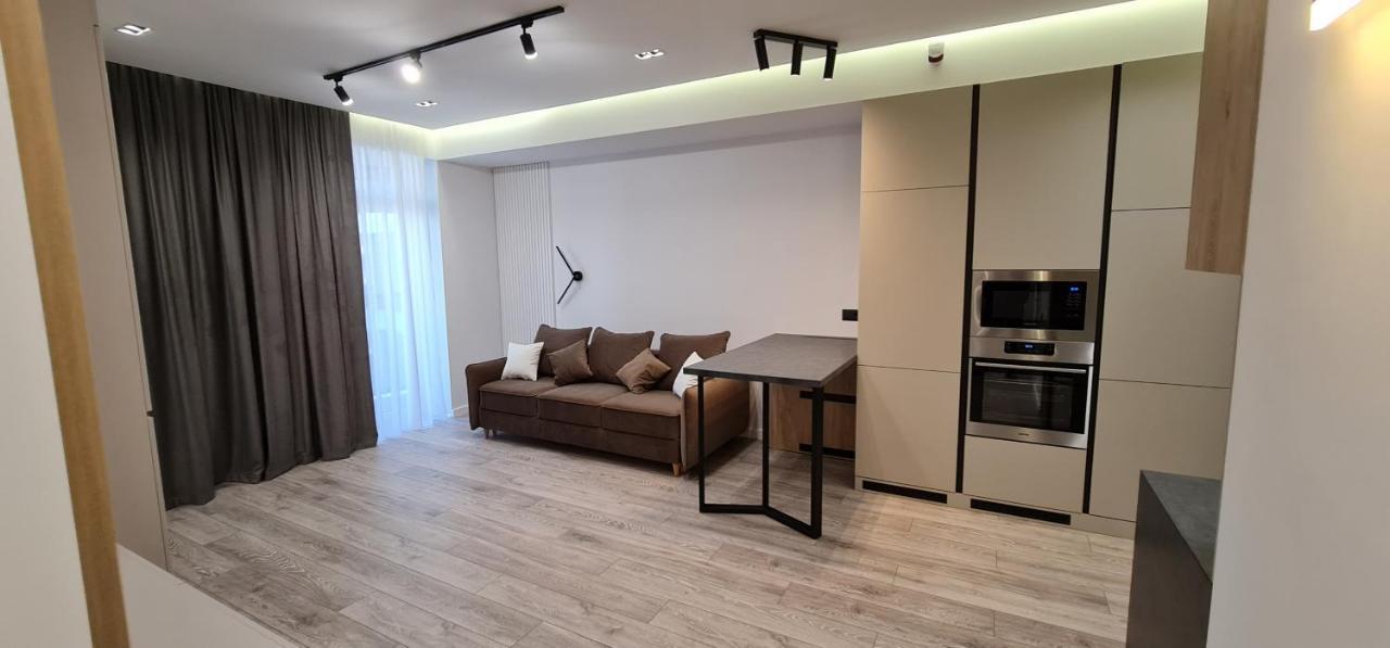 Oasis-Rent Apartment Chisinau Luaran gambar