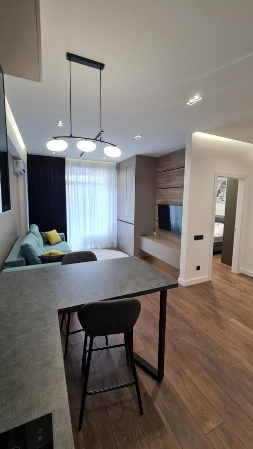 Oasis-Rent Apartment Chisinau Luaran gambar